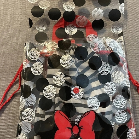 Minnie Mouse Polka Dot Backpack - Picture 4 of 5